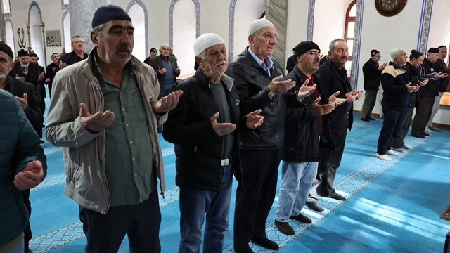 Kütahya'da şehitler dualarla yad edildi