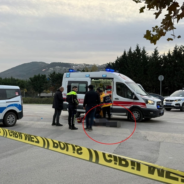 Tartıştığı kişiyi tüfekle öldürüp, polislere ateş açtı