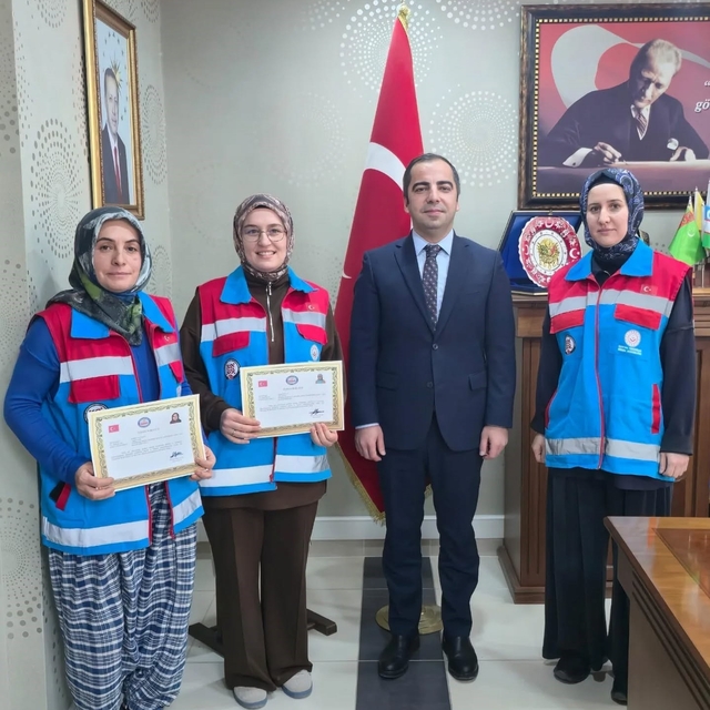 Bilecik'te "Vefa Projesi" ekipleri ödüllendirdi