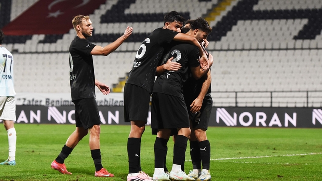 Manisa FK kendine geldi