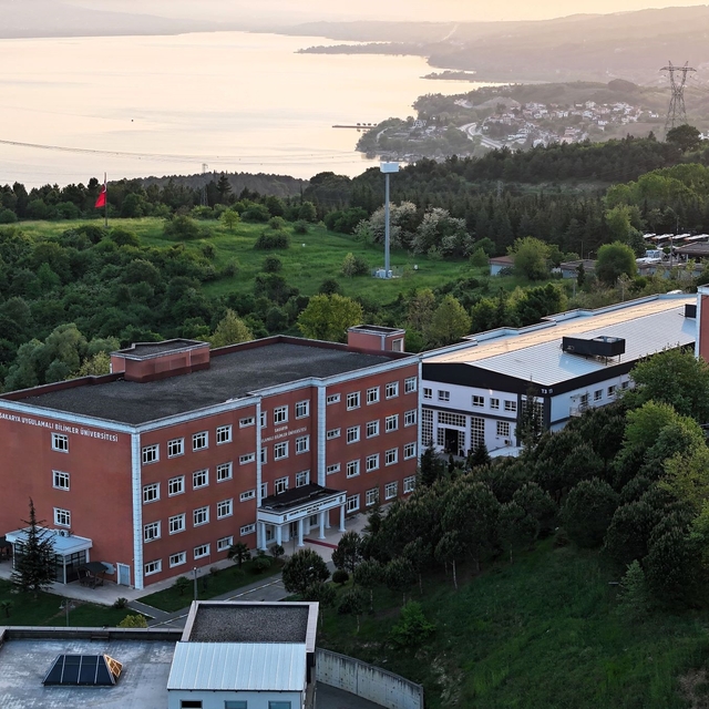 SUBÜ bir ilki başardı: THE Disiplinlerarası Bilim Sıralaması'nda yer aldı