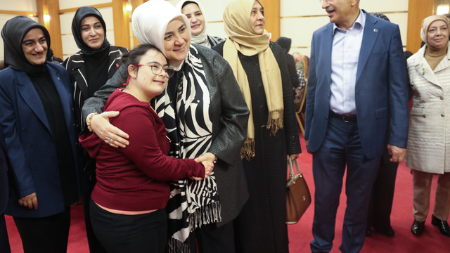 AK Parti Genel Merkez Kadın Kolları Başkanı Ercan, Malatya'da konuştu: