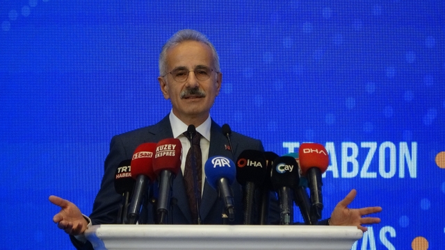 Bakan Uraloğlu: "İlk göreve geldiklerinde 4.7 milyon kullanıcının bilgileri yurt dışına çıkarılmıştır"