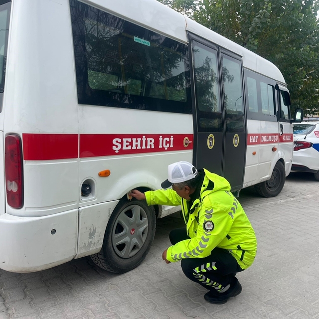 Toplu taşıma araçları kontrol altında