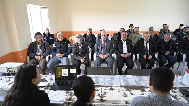 Uşak Üniversiteli akademisyenler Yeniköy halkı ile buluştu