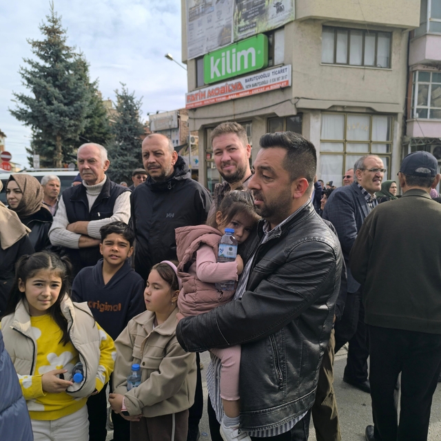 Şuhut'da umre kafilesi kutsal topraklara yollandı