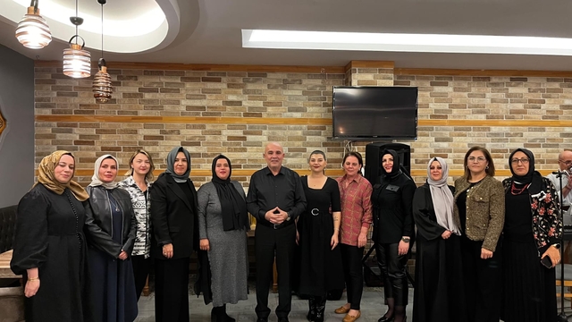 Sakarya'da Halk Eğitimi Merkezi çalışanları "24 Kasım Öğretmenler Günü" programında buluştu