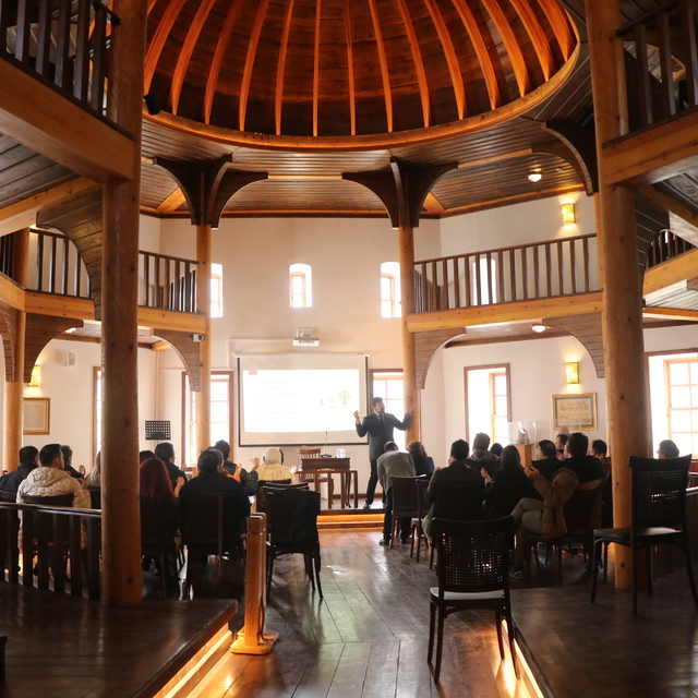 Çankırı'da aile hekimlerine Anadolu'nun ilk şifahanelerinden Taş Mescit'te...