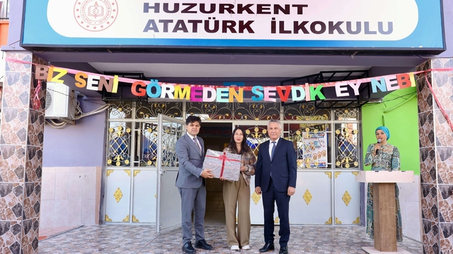 Mersin'de 'Veliler Arası Kitap Okuma Yarışması'nın ödülleri sahiplerini buldu