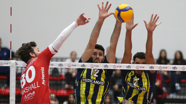 Voleybol: SMS Grup Efeler Ligi