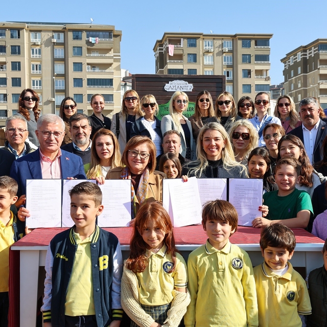 Gaziantep Büyükşehir YEŞİLANTEP projesiyle şehrin yeşil alanlarını artırıyo...