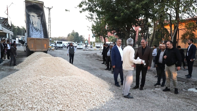 Eyyübiye'de asfalt çalışmaları