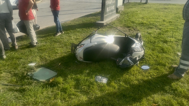 Samsun'da ciple çarpışan motosikletteki çift ağır yaralandı