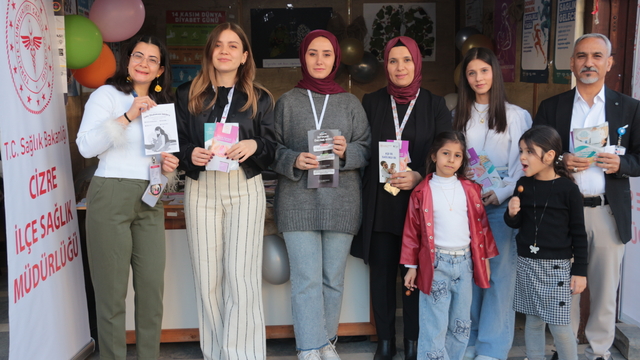 Şırnak'ta "Cezeri'nin İzinde Kardeşlik Ruhuyla Türkiye Yüzyılı Cizre Kitap Fuarı" sürüyor