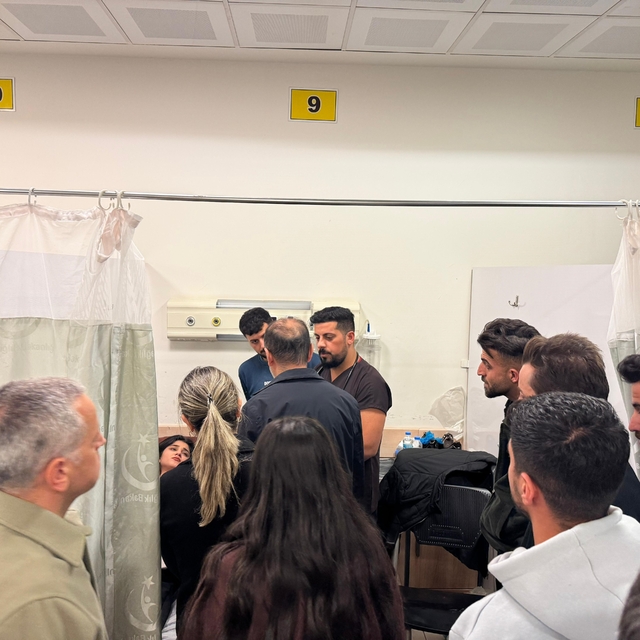 Yurtta kalan öğrenciler zehirlenme şüphesiyle hastaneye kaldırıldı