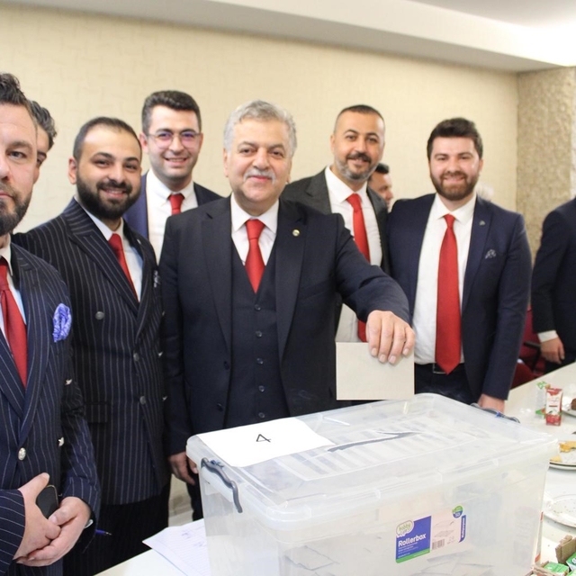 Kayseri Sarraflar ve Kuyumcular Derneği'nde yeni başkan İncetoprak oldu