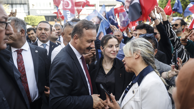 Anahtar Parti Genel Başkanı Ağıralioğlu partisinin Mersin İl Başkanlığı binasını açtı