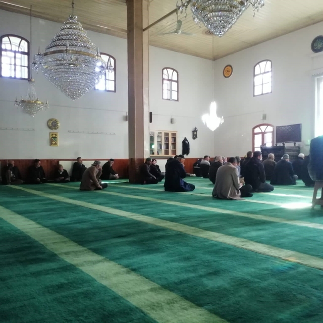 Vefat eden öğretmenler için Aydıntepe'de mevlit okutuldu