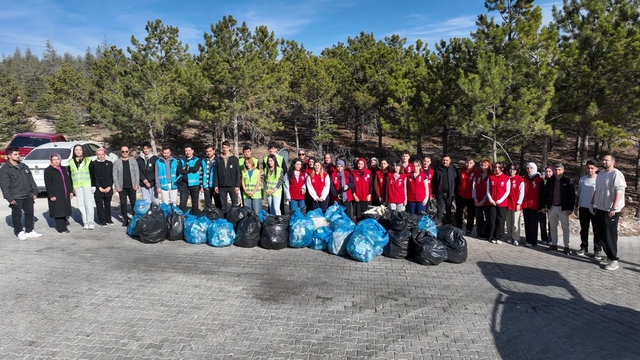 "Temiz Mahalle Temiz Selçuklu Etkinliği"nin 16.'sı Akademi Mahallesi'nde gerçekleşti