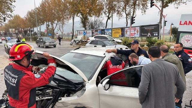 Menteşe'de kaza: 2 yaralı