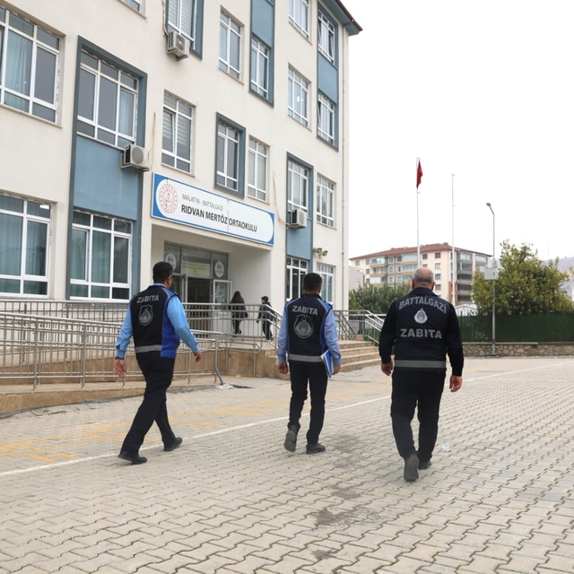 Battalgazi'de hizmetler ilçenin dört bir yanında devam ediyor