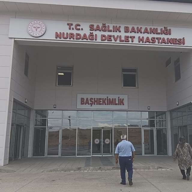 Yalnız yaşadığı evinde ölü bulundu