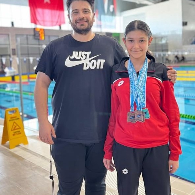 Kayserili sporculardan madalya yağmuru