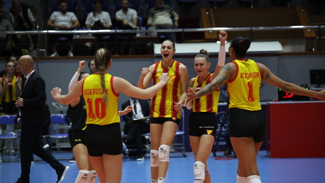 Voleybol: Vodafone Sultanlar Ligi