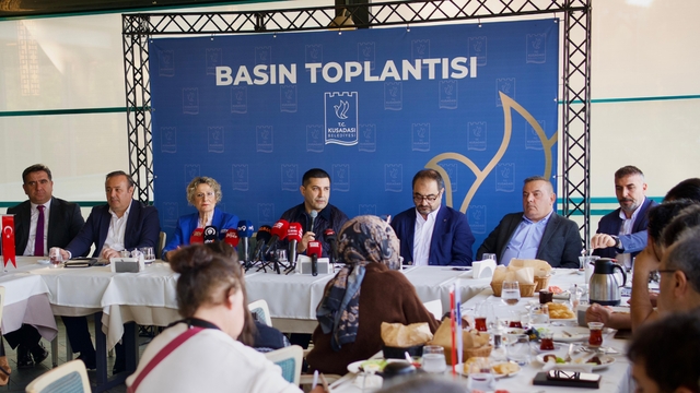 Başkan Günel mezarlık ve ilaçlama hizmetleriyle ilgili konuştu: 'Teklifimizin arkasındayız'