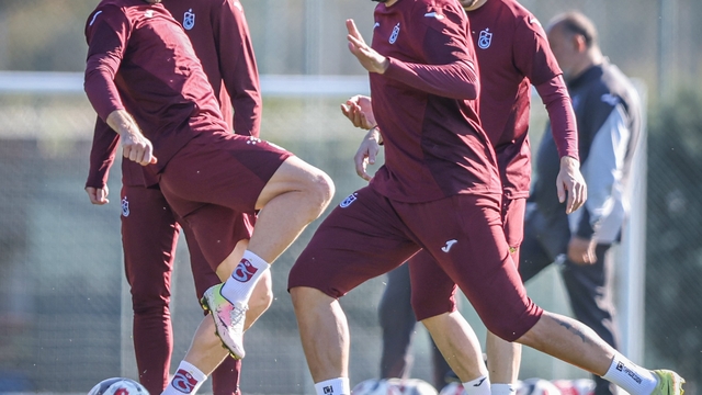 Trabzonspor, İstanbul'a Savic olmadan gitti