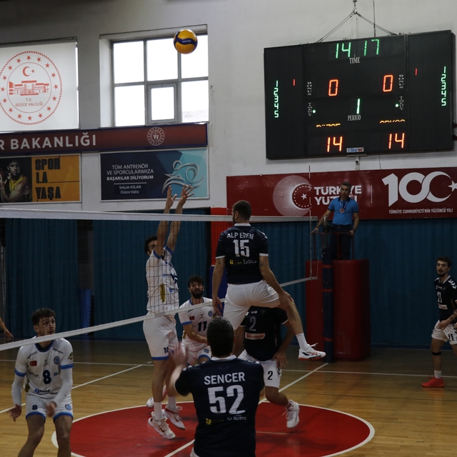 TVF Erkekler 1. Ligi: Düzce Belediyesi Spor Akademisi: 2 - Arkas Spor Kulüb...