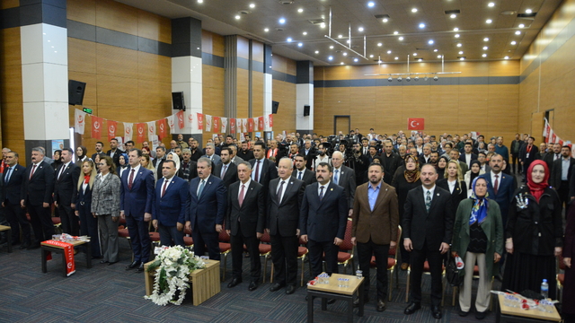 BBP Genel Başkanı Destici, Balıkesir'de partisinin il kongresinde konuştu: