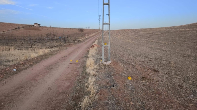 At üzerinde demir direğe çarpan adam hayatını kaybetti