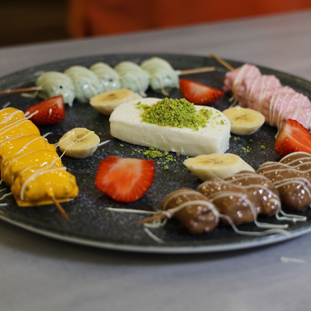 Zeynep Usta'nın 'Çöp şiş katmeri'ne yoğun talep