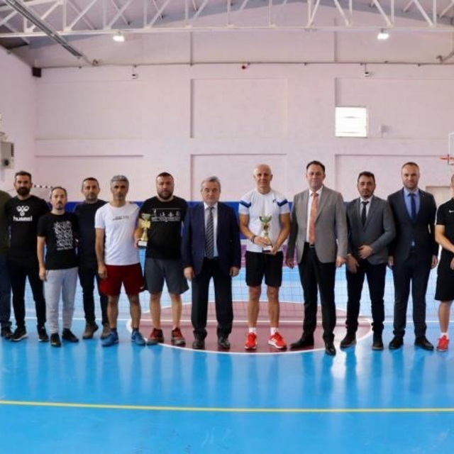 Bozüyük'te öğretmenler sporla buluştu