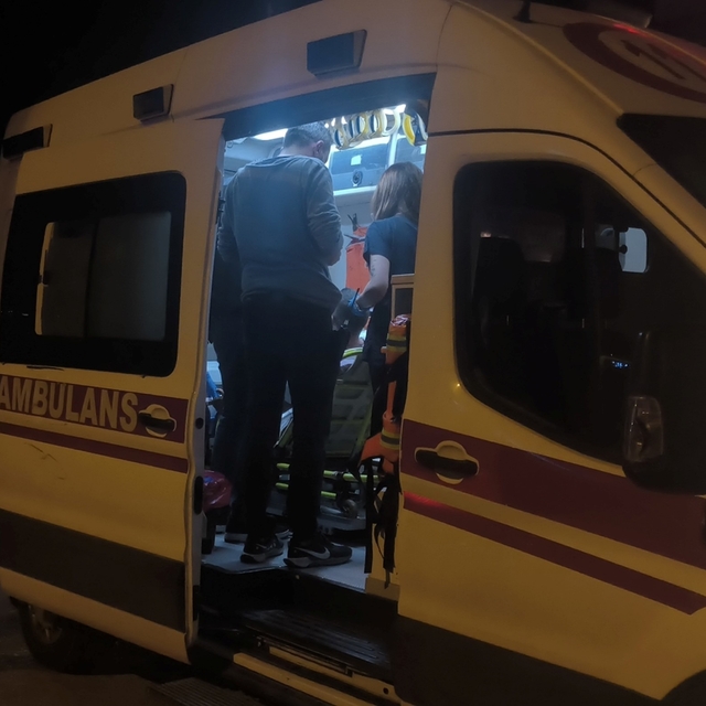 Antalya'da restoranda yemek yedikten sonra silahlı saldırıya uğrayan 1 kişi...