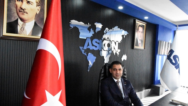 ASKON Erzurum Şube Başkanı Turan: "Eğitim ordusunun fedakar neferleri öğretmenlerimiz"