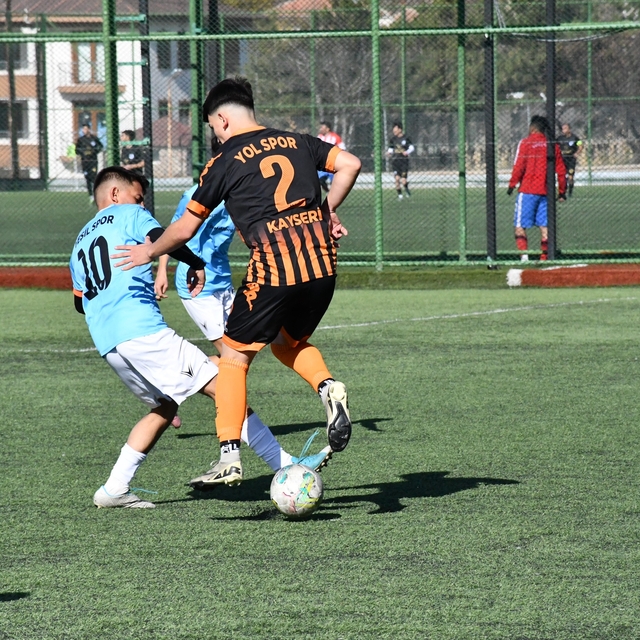 Kayseri 1. Amatör Küme'de ikinci yarı başladı
Oynanan 10 maçta tam 44 gol a...