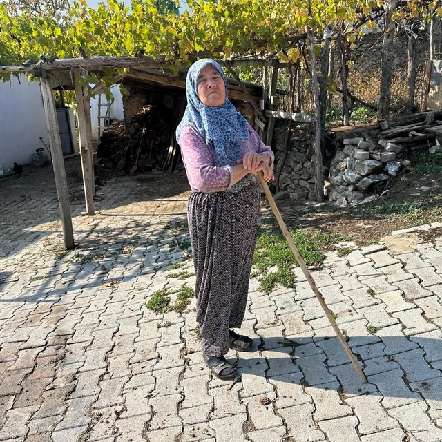 450 yıllık köy hayalet köye dönüştü...Köyde sadece 4 kişi yaşıyor
450 yıllı...