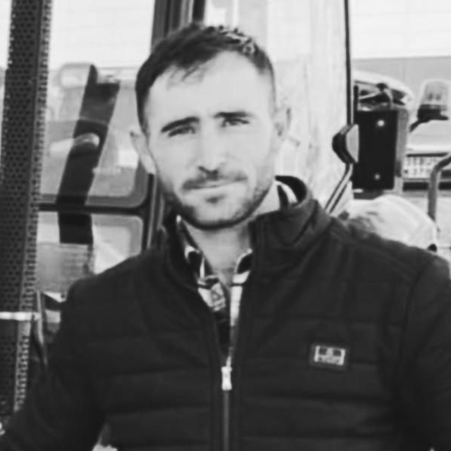 Ekili arazisinden hayvanlarını geçiren çobanı öldürdü