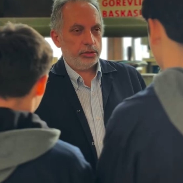 Kayseri'de yöneticiler öğrencilerle buluştu, ders anlattı