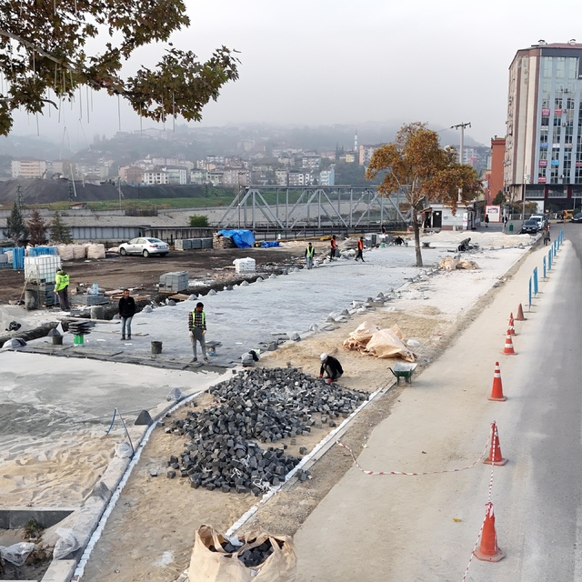 Karabük'te kapalı ve klimalı duraklar için çalışmalar sürüyor