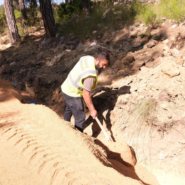 Manavgat'ta yeni içme suyu hattı imalatı gerçekleştiriliyor