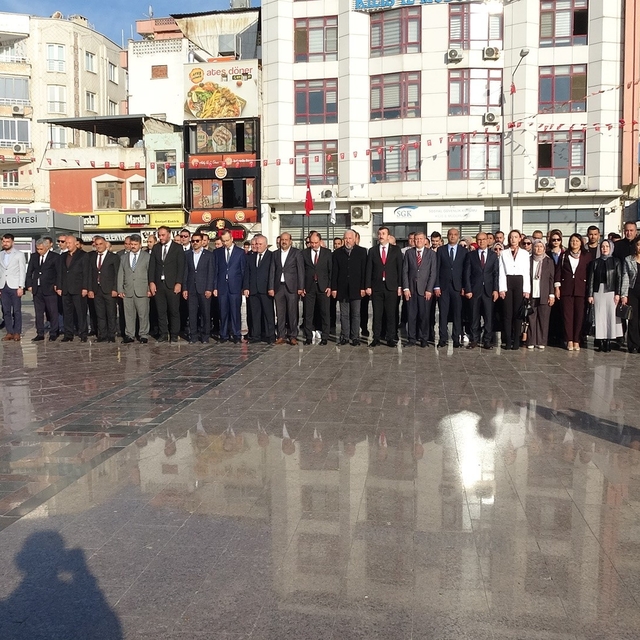 Kilis'te 24 Kasım Öğretmenler Günü kutlandı