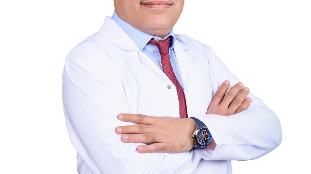 Fiziksel Tıp ve Rehabilitasyon Uzmanı Doç. Dr. İrfan Koca: "Geçmeyen ağrılardan "nöral terapi" ile kurtulun"