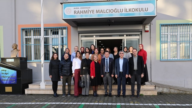 Başkan Erkan Aydın'dan öğretmenleri unutmadı