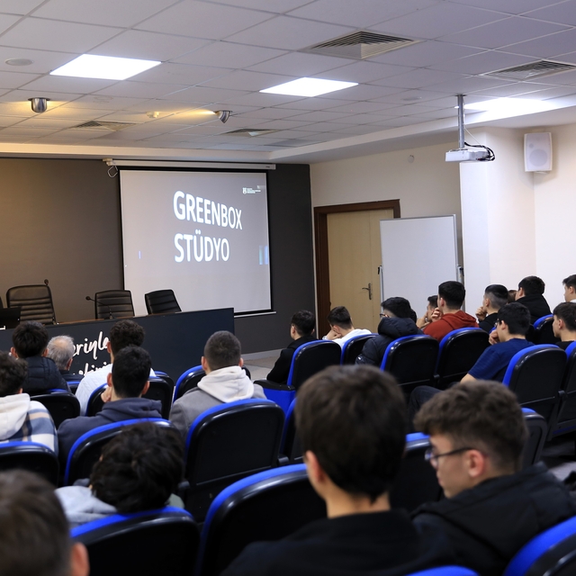 Üniversite adayları SUBÜ'de eğitim ve teknolojiyi yerinde inceledi