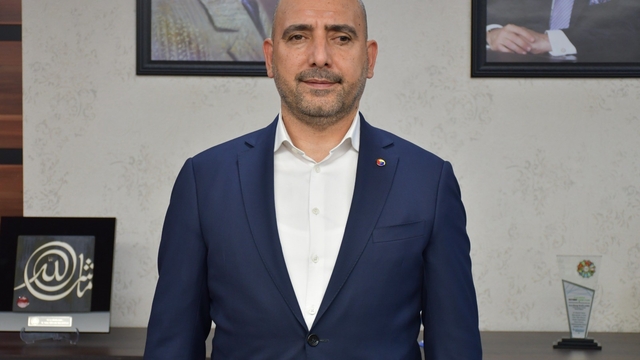 Başkan Bağlamış: "Ülkemizin aydınlık yarınlarını inşa eden öğretmenlerimizin günü kutlu olsun"