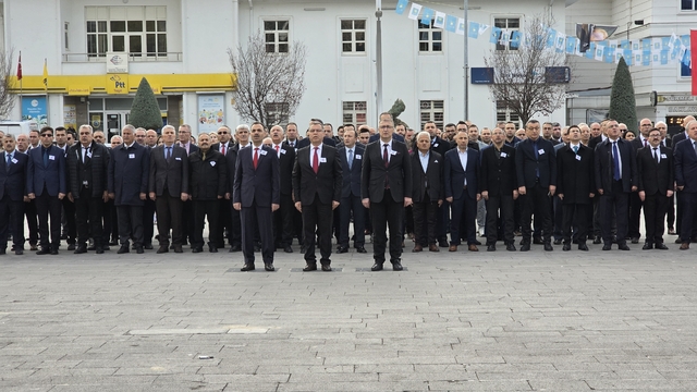 Öğretmenler Günü programında her yaştan meslektaş bir araya geldi