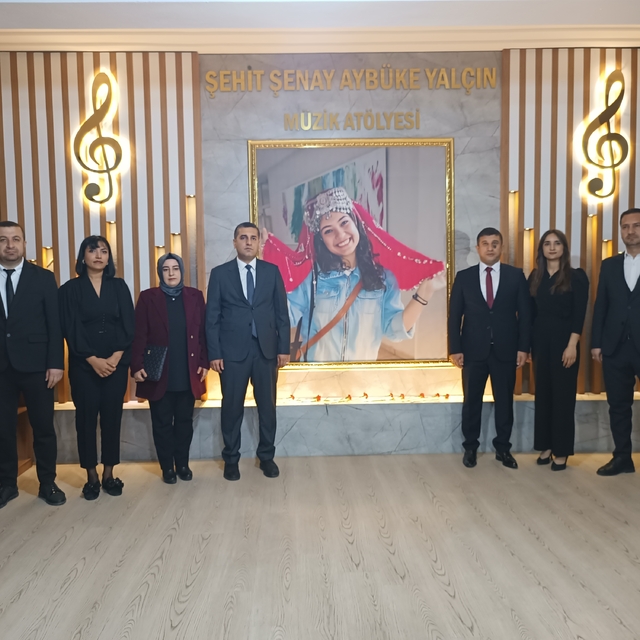 Şehit öğretmen Aybüke Yalçın, adının verildiği okulda anıldı